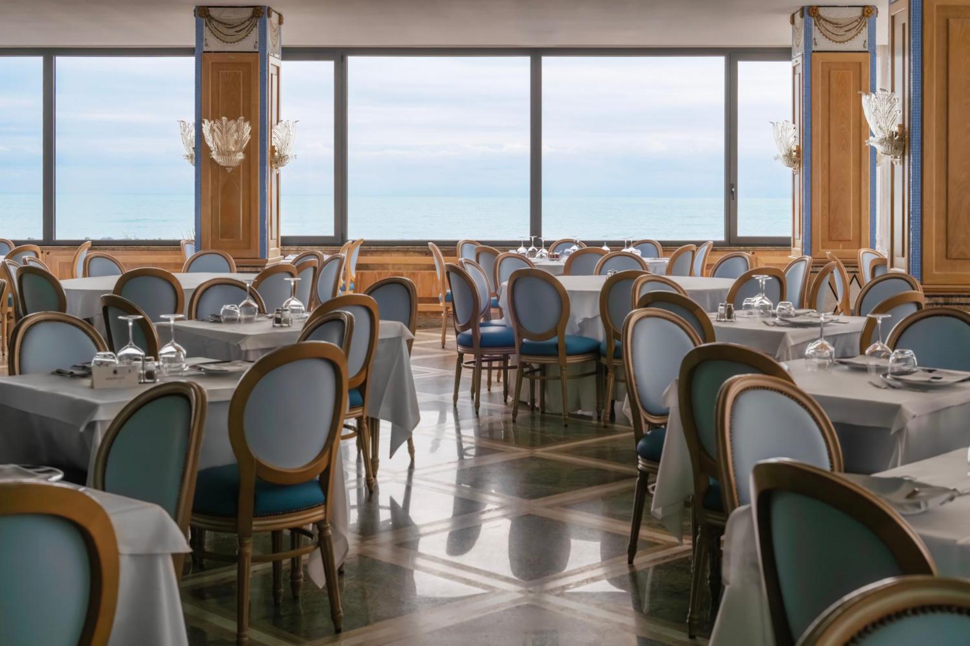 Hotel Promenade Montesilvano Marina Kültér fotó
